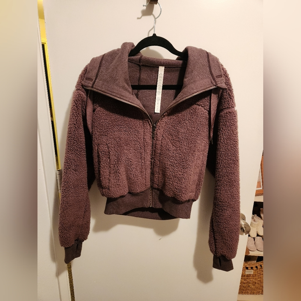 Lululemon purple sherpa jacket reversable S Small cropped